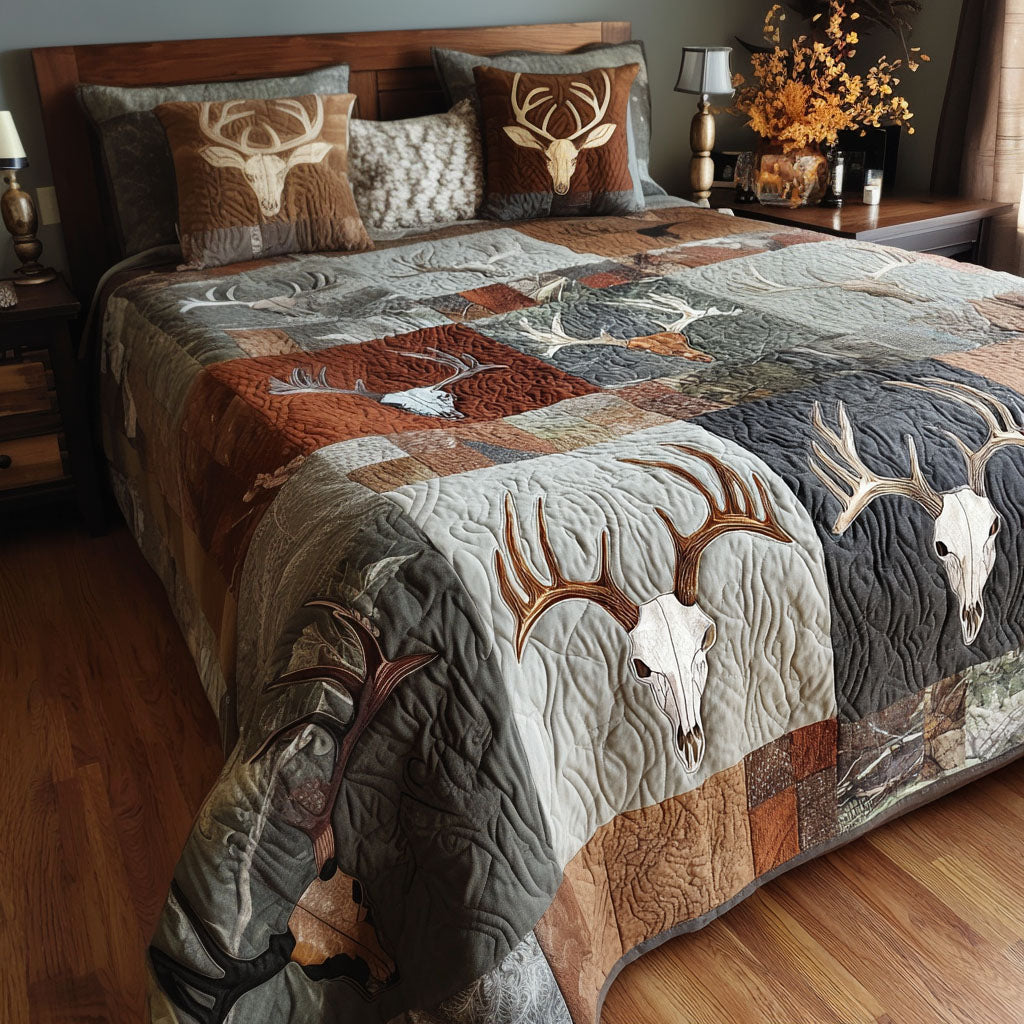 Dawn in the Wild 3-Piece Quilted Bedding Set Lightweight Quilt Set Housewarming Gift