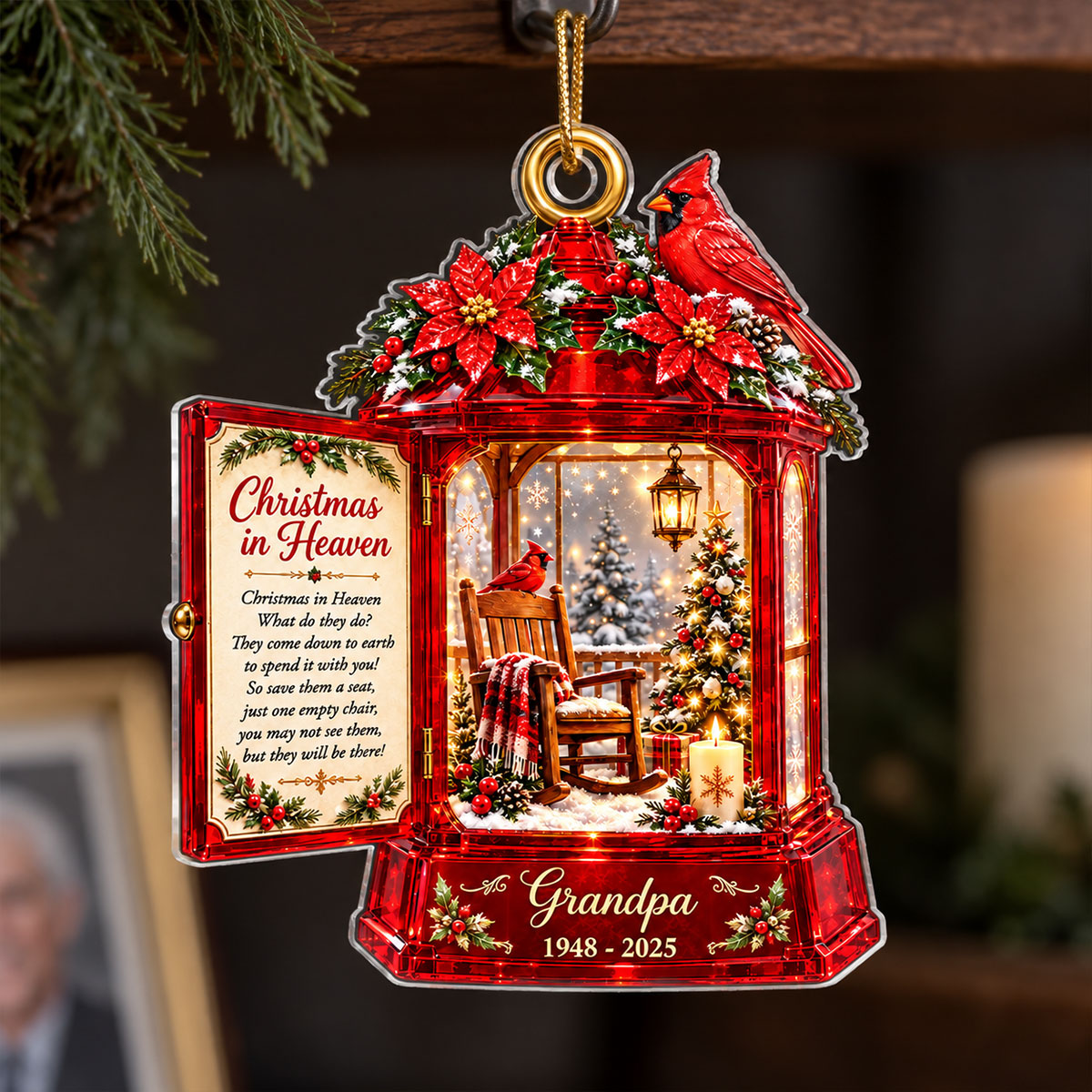 Lantern đỏ, cardinal, ghế bập bênh, cây thông, nến và bài thơ Christmas in Heaven
