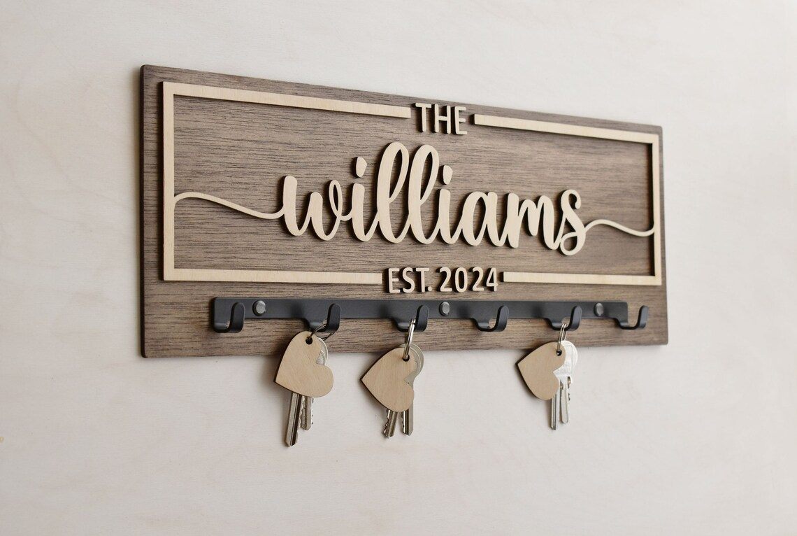 Custom Family Name Wooden Key Holder, Entryway Key Holder, Entryway Wall Organizer, Couple Valentine Gifts