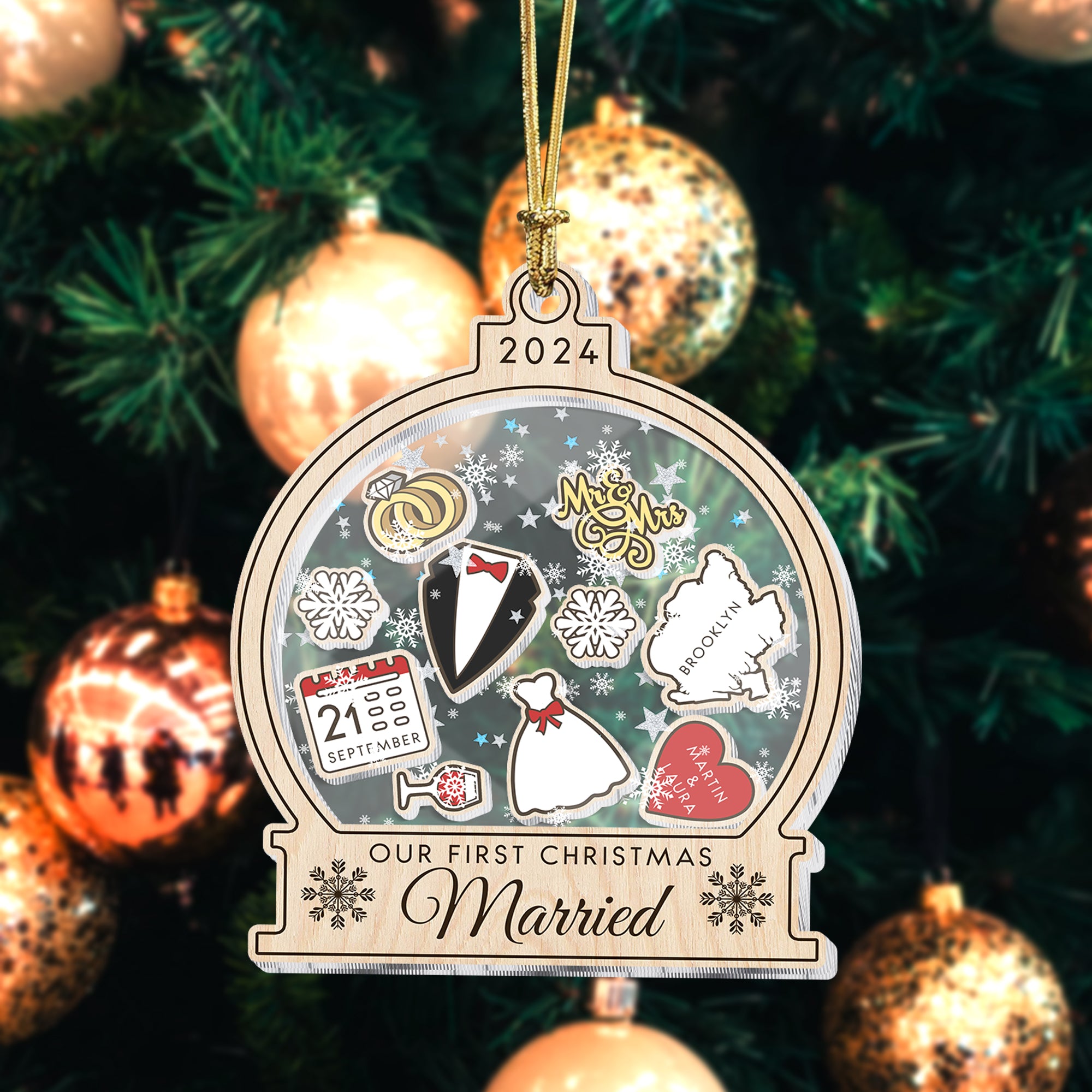 Personalized Our First Christmas Ornament, 4D Shaker Ornament, Gift For New Married Couple