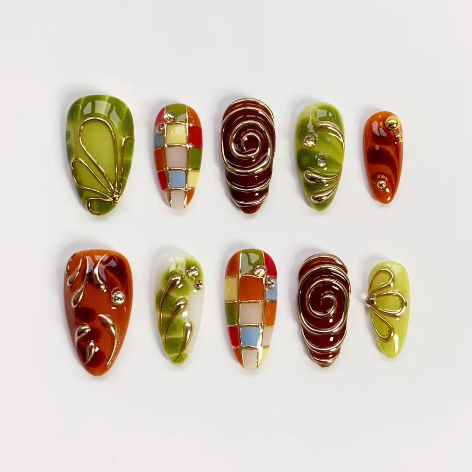 Retro Abstract Spring Dreamy Garden Press On Nails, 3D Gold Chrome Nails, Checkered Nail Set